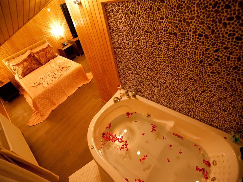 Defne Hotel Ава Екстериор снимка