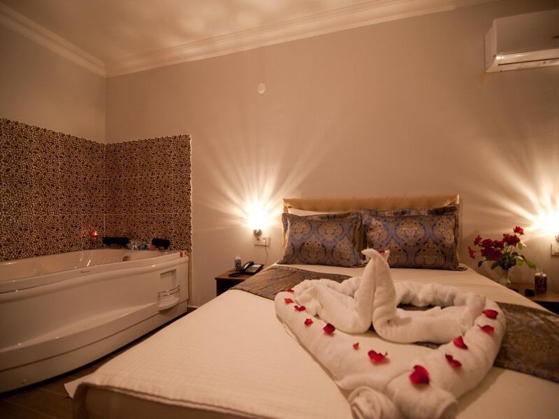 Defne Hotel Ава Екстериор снимка
